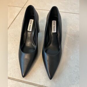 Steve Madden Yorke Pointed Toe Heels